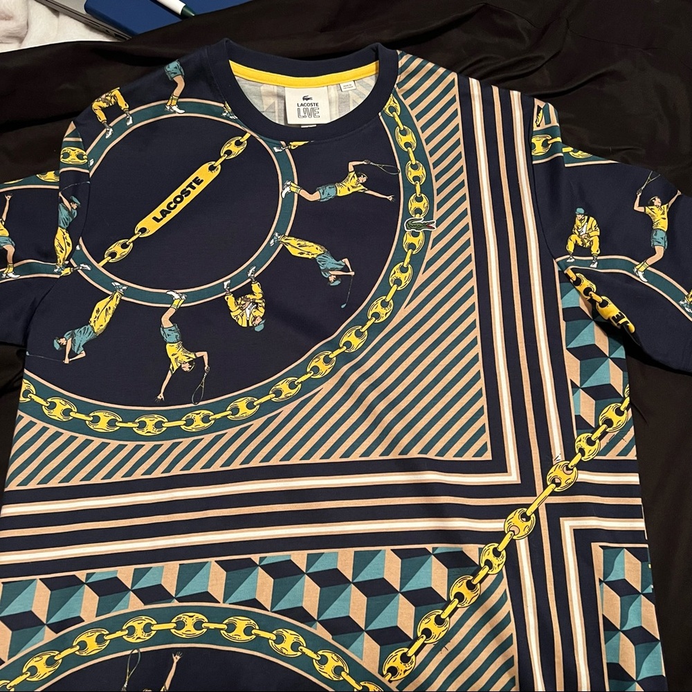 BNWT Lacoste L!VE T-Shirt